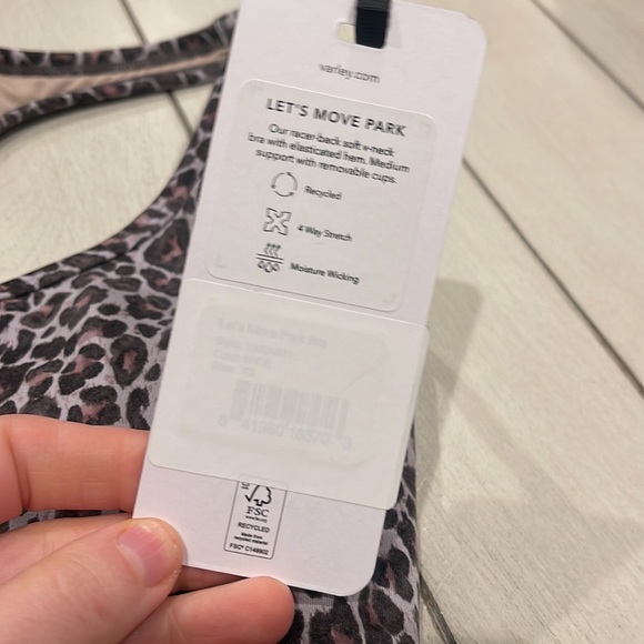 NWT Varley Let's Move‎ Park Bra XS padded racer back cheetah pattern - Picture 5 of 8